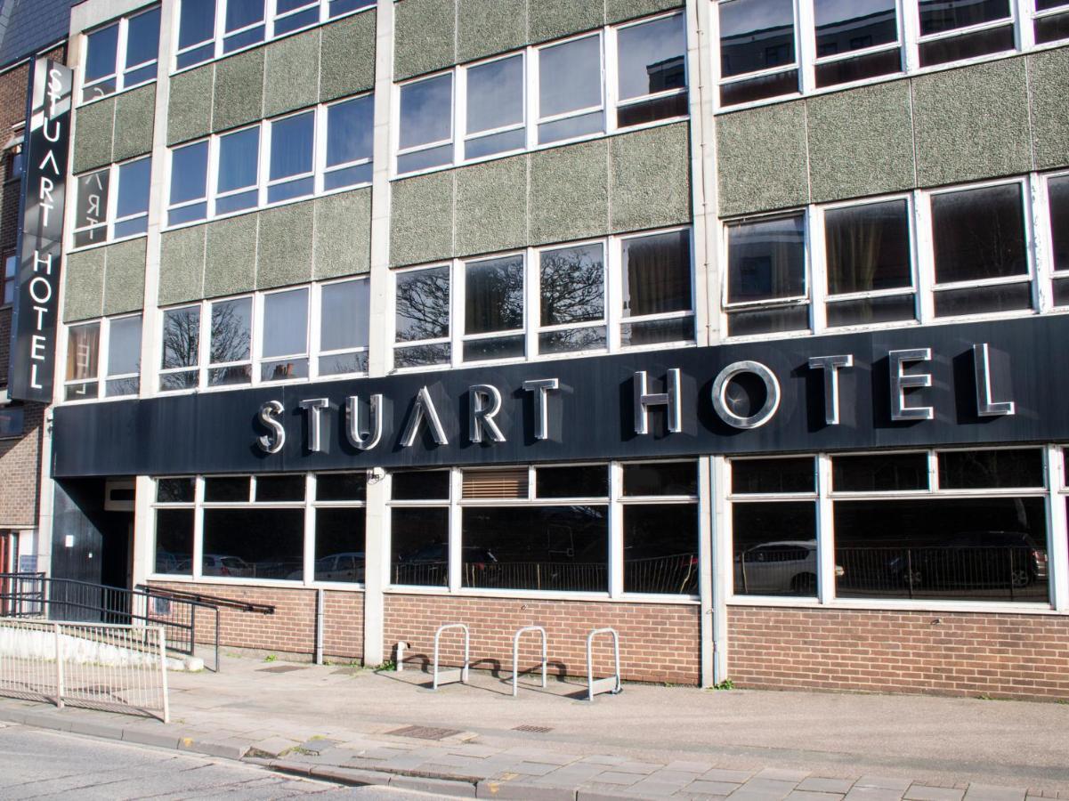 Stuart Hotel Luton  Dış mekan fotoğraf